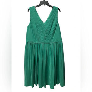 Boden Swishy Serena Dress Sleeveless V Neck Green Fit And Flare Size 18L NWT